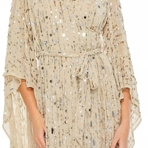 MacDuggal 94044 Cape Dress MRSP $598 - Picture 4 of 12